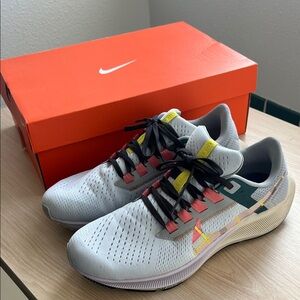 Nike Light Blue and Pink Athletic Sneakers